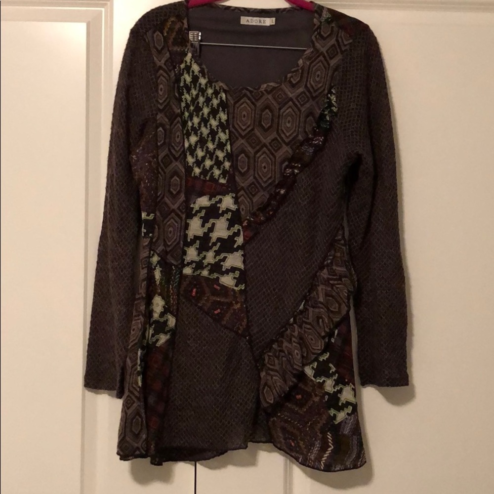 Patterned tunic sweater